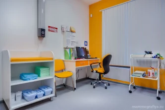 Клиника Ниармедик на улице Юных Ленинцев Фотография 2