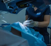 Федеральный центр офтальмологии и микрохирургии глаза YourMed на Молодёжной улице Фотография 2