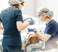 Стоматология YourMed на Совхозной улице Фотография 2